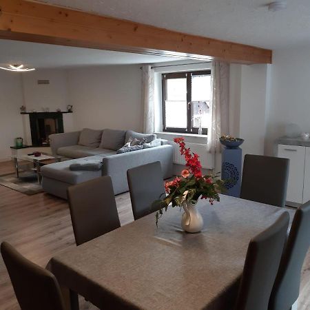Familienfreundliche Ferienwohnung Zschorlau Exterior foto