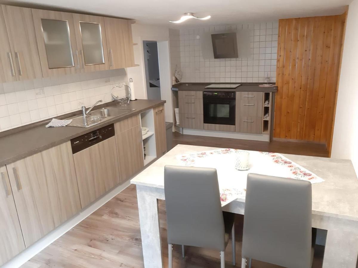 Familienfreundliche Ferienwohnung Zschorlau Exterior foto