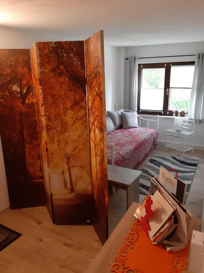Familienfreundliche Ferienwohnung Zschorlau Exterior foto